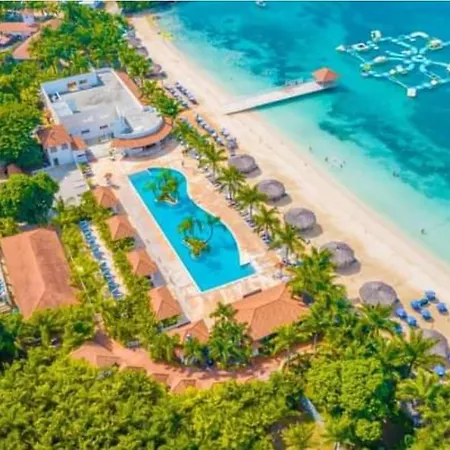 Seaside Villa Retreat -7Br, Private Spa And Vip Beach Club